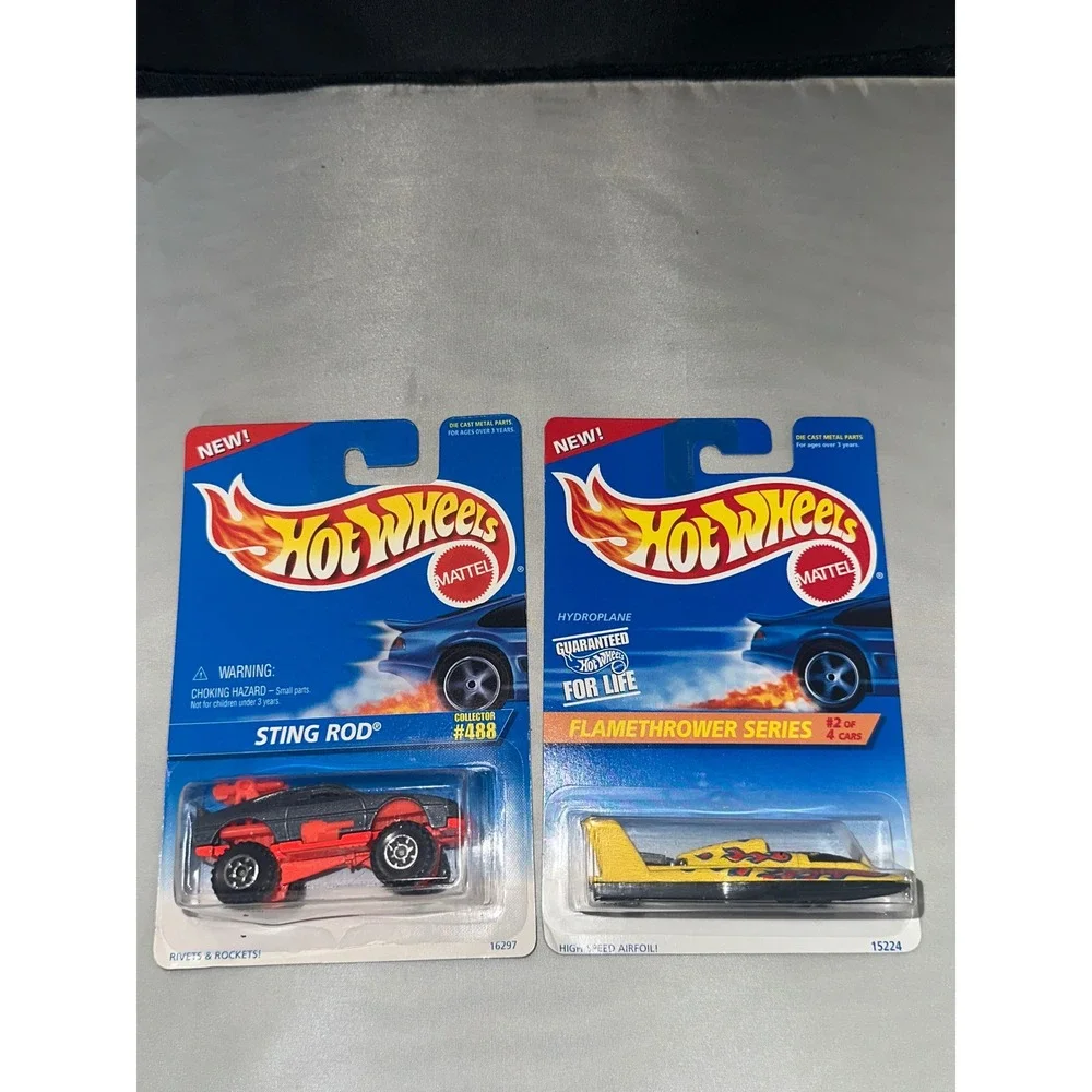 Hot Wheels Vintage Sting Rod #488 and Hydroplane #385 Flamethrower Series Lot